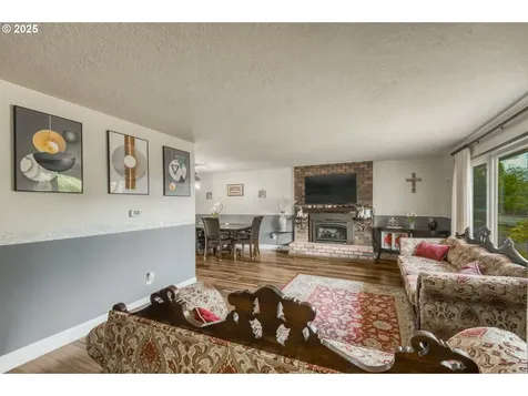 642 SW Cherry Park Road Troutdale OR 97060