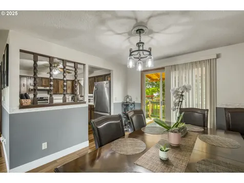 642 SW Cherry Park Road Troutdale OR 97060