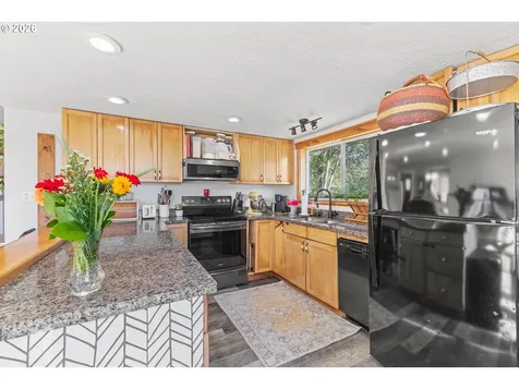 55593 Glen Aiken Creek Road Coquille OR 97423