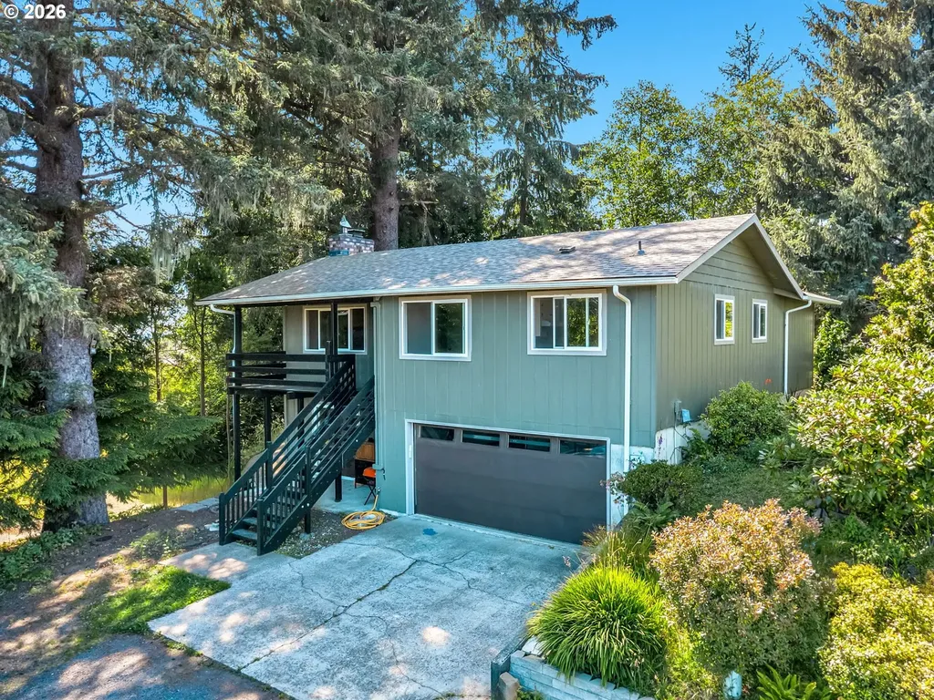 343 Cumberland Street Astoria OR 97103