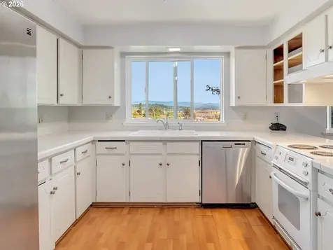 343 Cumberland Street Astoria OR 97103