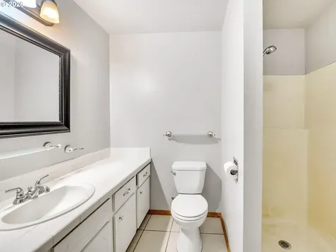 343 Cumberland Street Astoria OR 97103