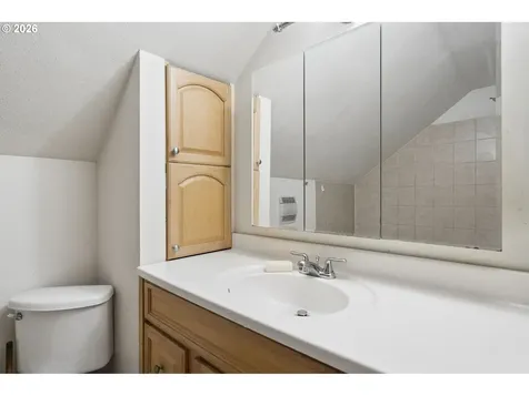 17641 SE Stark Street Portland OR 97233