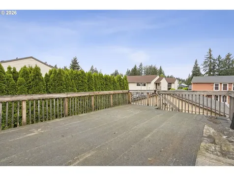 17641 SE Stark Street Portland OR 97233