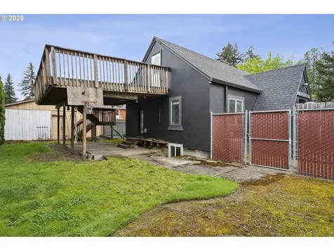 17641 SE Stark Street Portland OR 97233