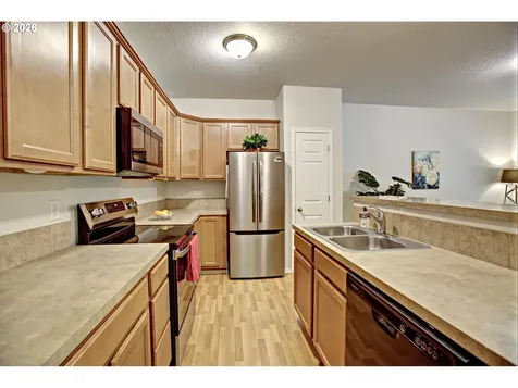 19155 Oak Avenue Sandy OR 97055