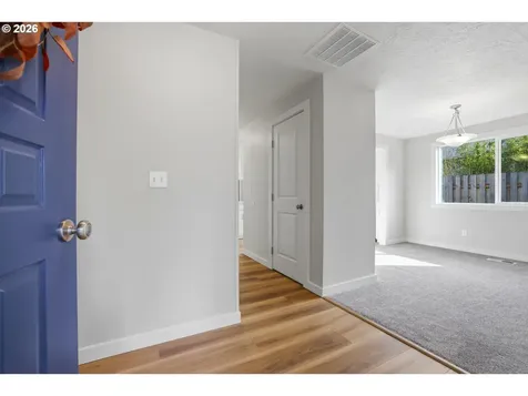 21634 SW Columbia Drive Tualatin OR 97062
