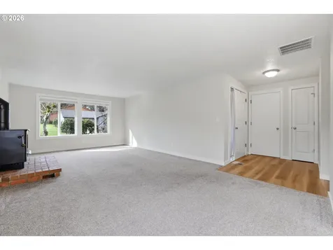 21634 SW Columbia Drive Tualatin OR 97062