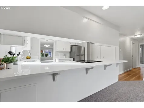 21634 SW Columbia Drive Tualatin OR 97062