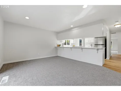 21634 SW Columbia Drive Tualatin OR 97062