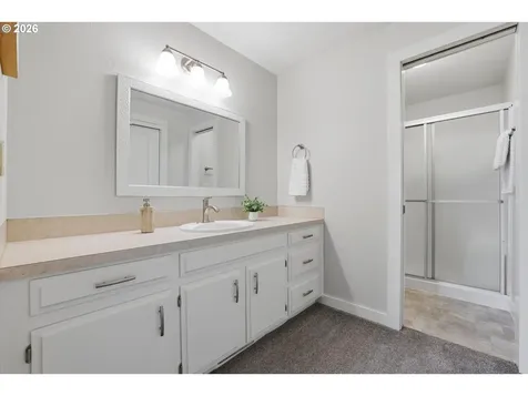 21634 SW Columbia Drive Tualatin OR 97062