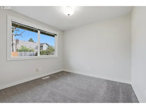 21634 SW Columbia Drive Tualatin OR 97062