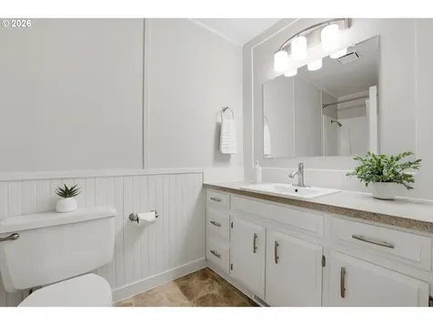 21634 SW Columbia Drive Tualatin OR 97062
