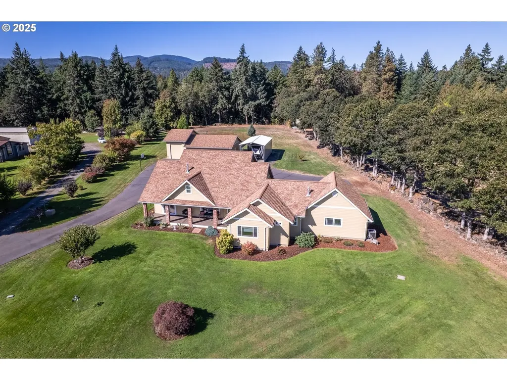 4300 Kahoe Drive Hood River OR 97031