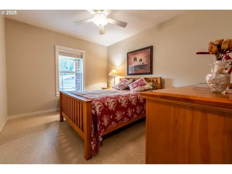 4300 Kahoe Drive Hood River OR 97031