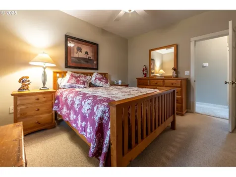 4300 Kahoe Drive Hood River OR 97031
