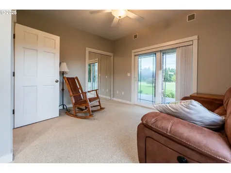 4300 Kahoe Drive Hood River OR 97031