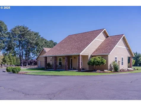 4300 Kahoe Drive Hood River OR 97031