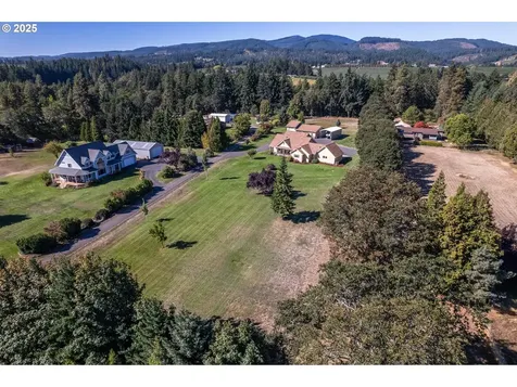 4300 Kahoe Drive Hood River OR 97031