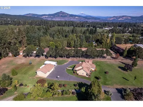 4300 Kahoe Drive Hood River OR 97031