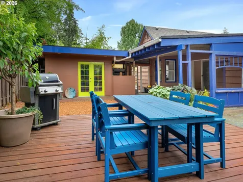 624 NE Edison Street Hillsboro OR 97124
