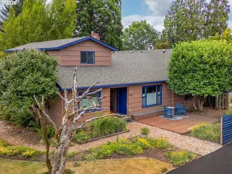 624 NE Edison Street Hillsboro OR 97124