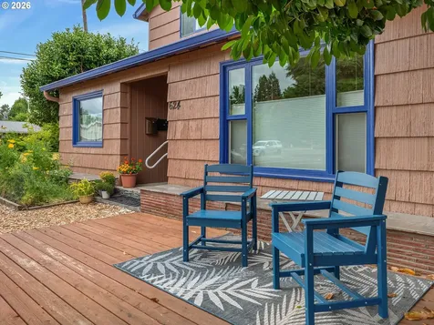 624 NE Edison Street Hillsboro OR 97124