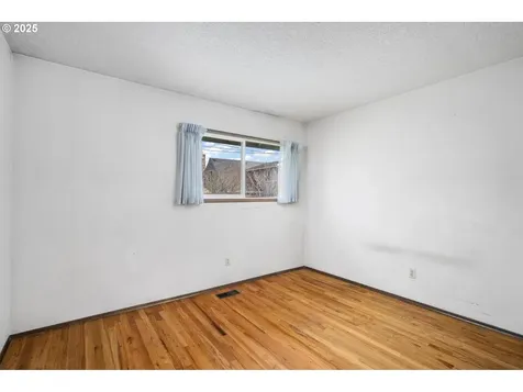 13015 NE Brazee Street Portland OR 97230