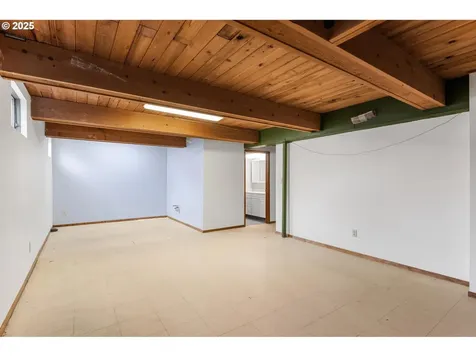 13015 NE Brazee Street Portland OR 97230