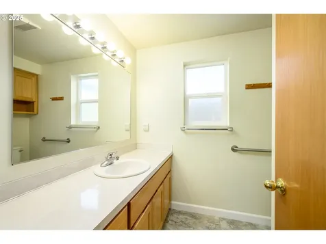 3023 NE Maloney Drive Mcminnville OR 97128