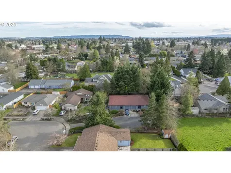 3023 NE Maloney Drive Mcminnville OR 97128