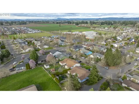 3023 NE Maloney Drive Mcminnville OR 97128