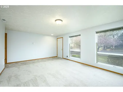3023 NE Maloney Drive Mcminnville OR 97128