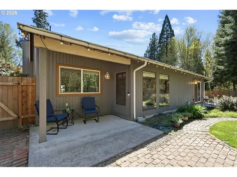 1306 Tamarisk Drive West Linn OR 97068