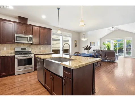 2481 SW 41st Street Gresham OR 97080