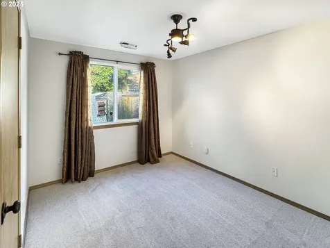 17606 SE 22nd Street Vancouver WA 98683
