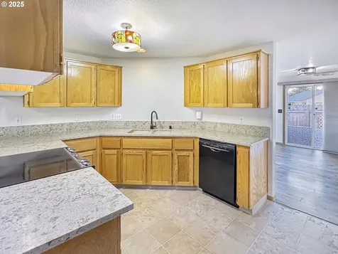 17606 SE 22nd Street Vancouver WA 98683