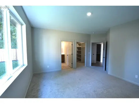 871 Oakleaf Way Silverton OR 97381