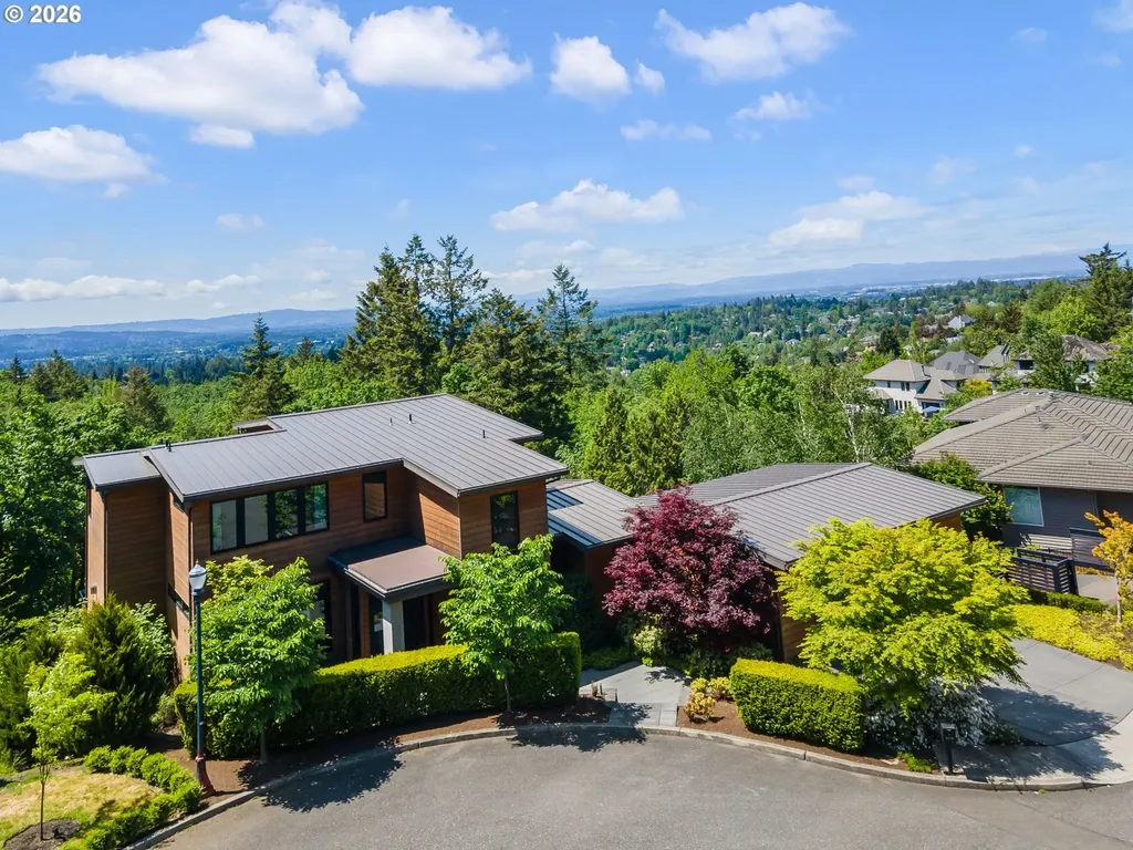 8718 NW Terraceview Court Portland OR 97229