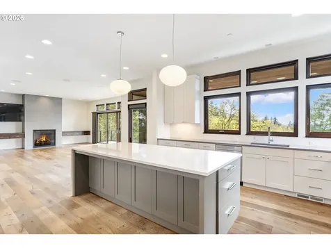 8718 NW Terraceview Court Portland OR 97229