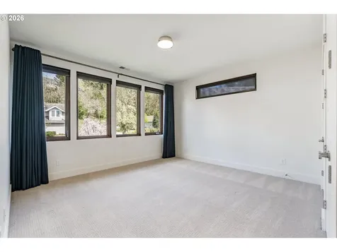 8718 NW Terraceview Court Portland OR 97229