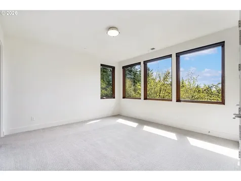 8718 NW Terraceview Court Portland OR 97229