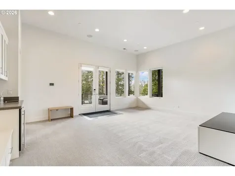 8718 NW Terraceview Court Portland OR 97229
