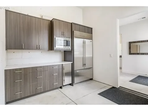 8718 NW Terraceview Court Portland OR 97229