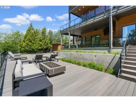 8718 NW Terraceview Court Portland OR 97229