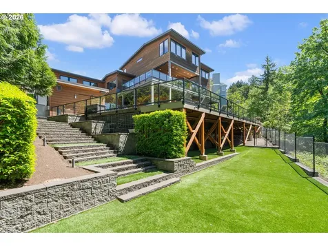 8718 NW Terraceview Court Portland OR 97229