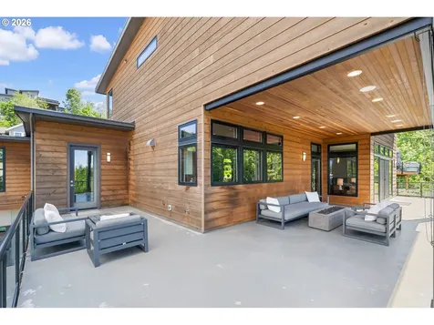 8718 NW Terraceview Court Portland OR 97229