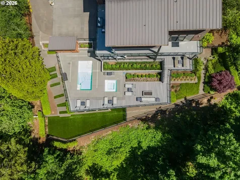 8718 NW Terraceview Court Portland OR 97229