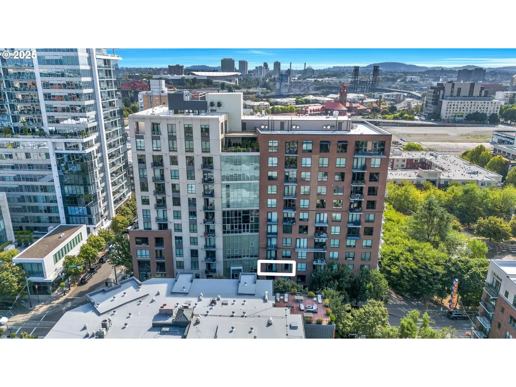 922 NW 11th Avenue Portland OR 97209