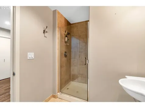 922 NW 11th Avenue Portland OR 97209